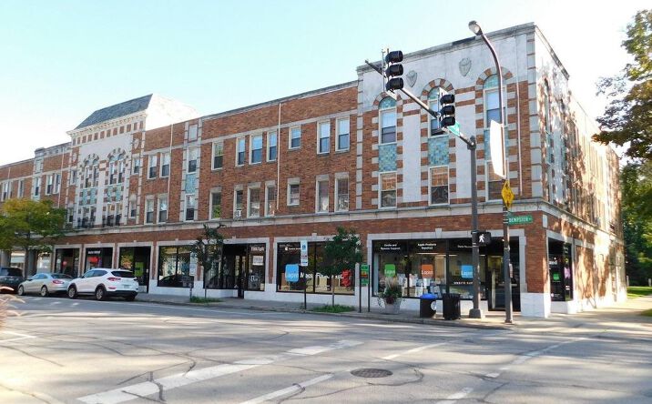 Pictures of Retail property located at 810-818 Dempster St, Evanston, IL 60202 for lease - image #1