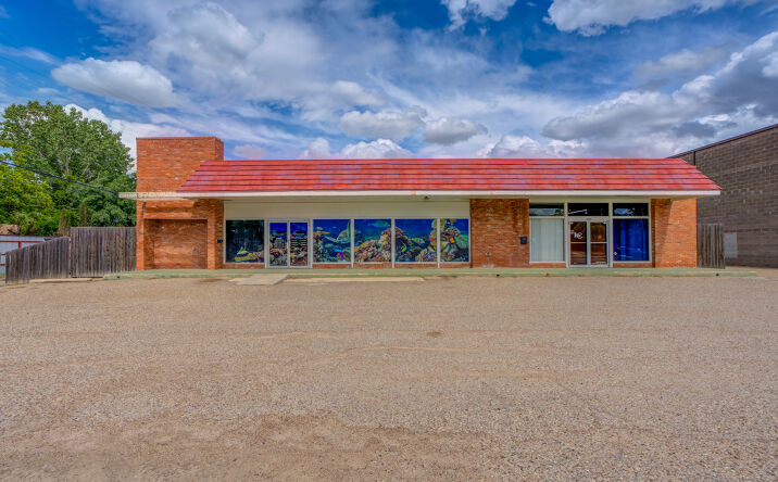 Pictures of Retail, Office, Special Purpose property located at 4901 Memphis Ave, Lubbock, TX 79413 for lease - image #1