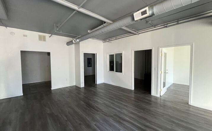 Pictures of Retail, Office property located at 2421 Telegraph Ave, Oakland, CA 94612 for lease - image #1