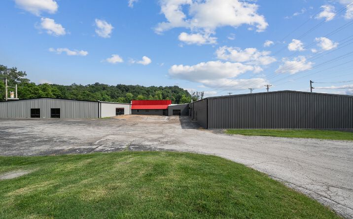 Pictures of Office, Industrial property located at 12814 Gravois Rd, Sappington, MO 63127 for lease - image #1