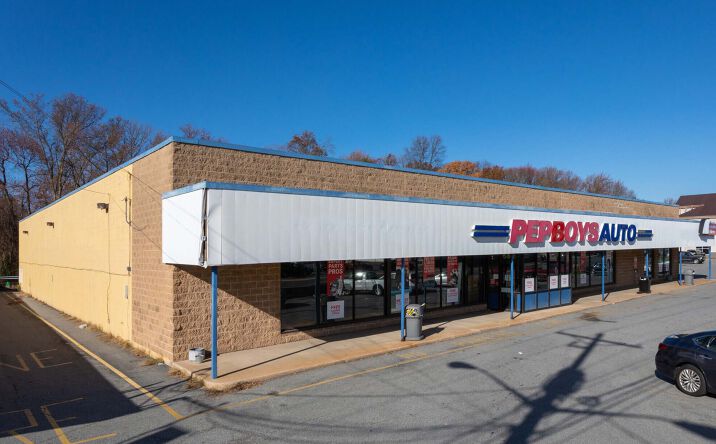 Pictures of Retail property located at 2904 Concord Pike, Talleyville, DE 19803 for lease - image #1