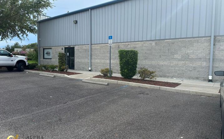 Pictures of Office, Industrial property located at 262 Springview Commerce Dr, DeBary, FL 32713 for lease - image #1