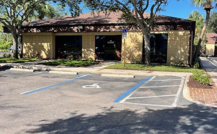 Pictures of Office property located at 611 Druid Rd, Clearwater, FL 33756 for lease - image #1