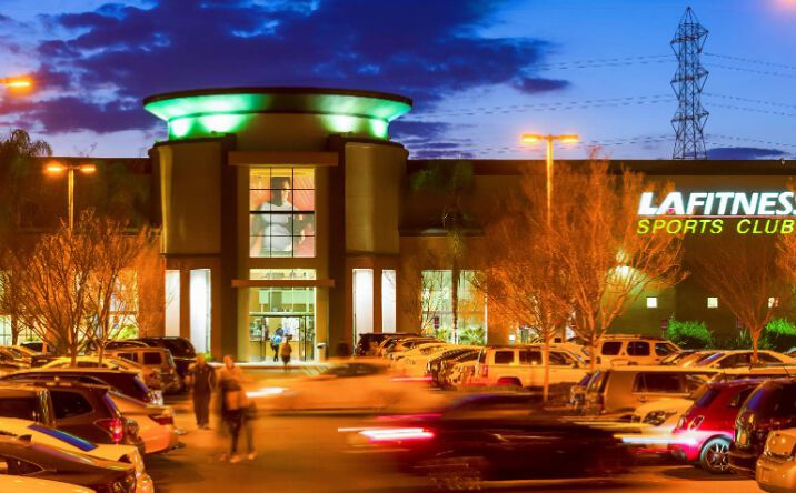 Pictures of Retail property located at Clairemont Mesa Blvd & Interstate 805, San Diego, CA 92111 for lease - image #1