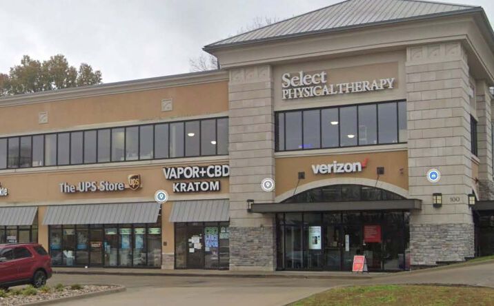 Pictures of Retail, Office property located at 100 E Kansas St, Lansing, KS 66043 for lease - image #1