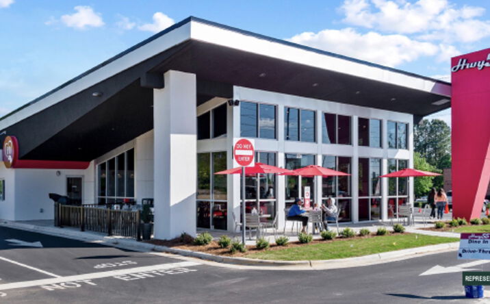 Pictures of Restaurant property located at 3306 Cloverdale Rd, Florence, AL 35633 for lease - image #1