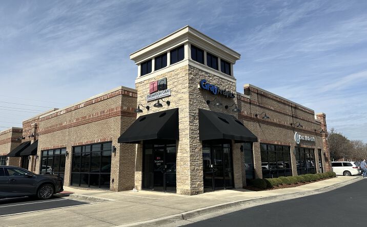 Pictures of Office property located at 4240 Balmoral Dr SW, Huntsville, AL 35801 for lease - image #1