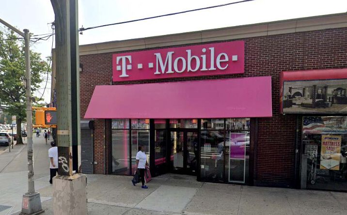Pictures of Retail property located at 212 E 98th St, Brooklyn, NY 11212 for lease - image #1