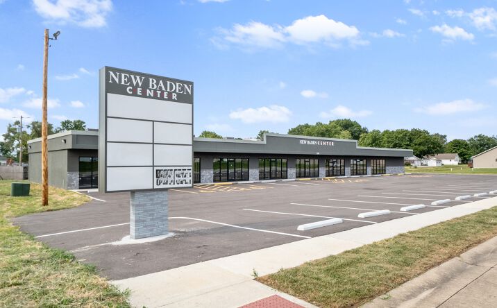 Pictures of Retail property located at 1219 E Cedar St, New Baden, IL 62265 for lease - image #1
