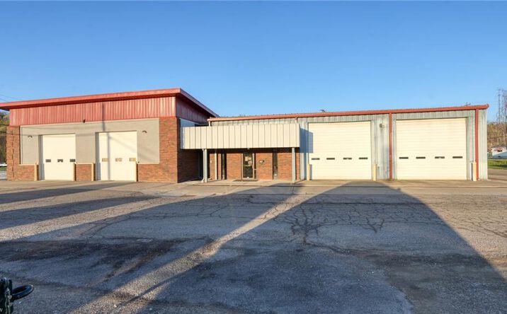 Pictures of Retail, Industrial property located at 1340 Oxford Avenue #C, Cambridge, OH 43725 for lease - image #1