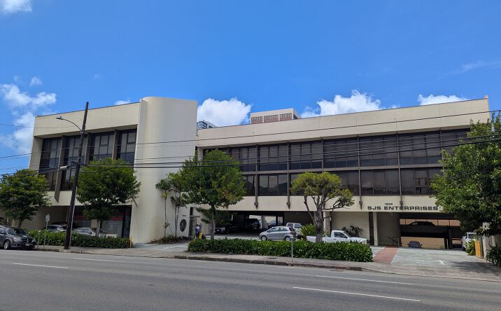 Pictures of Office property located at 1313 S Beretania St., Honolulu, HI 96814 for lease - image #1