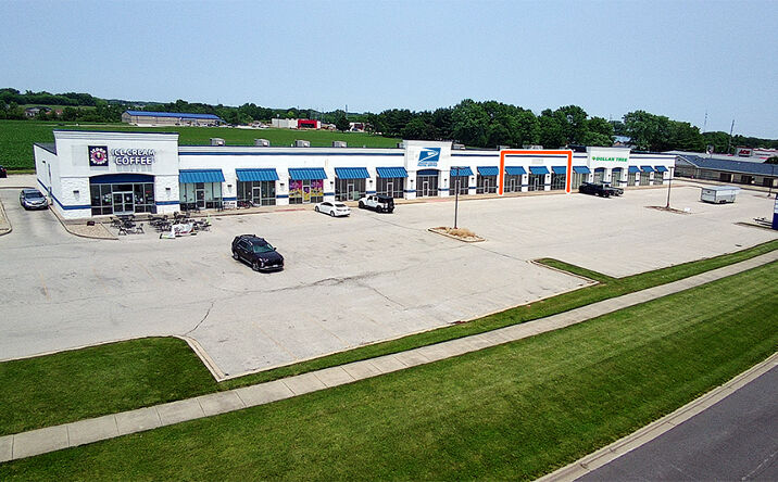 Pictures of Retail, Office property located at 71 Plummer Blvd, Chatham, IL 62629 for lease - image #1