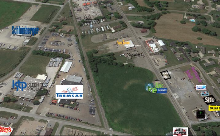 Pictures of Land property located at 1020 N Wooster Ave, Strasburg, OH 44680 for lease - image #1