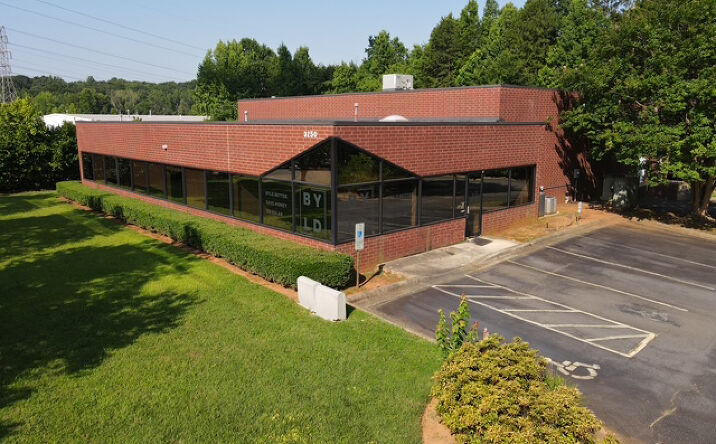 Pictures of Industrial property located at 3250 Green Park Cir, Charlotte, NC 28217 for lease - image #1