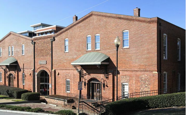 Pictures of Office property located at 33 W 11th St, Columbus, GA 31901 for lease - image #1