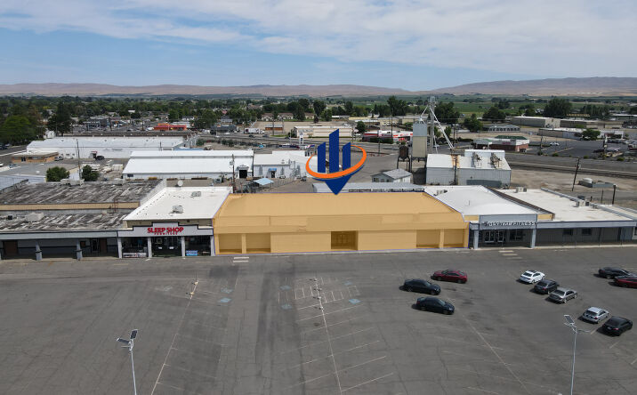 Pictures of Retail, Office, Special Purpose property located at 1710 E Gregory Ave, Sunnyside, WA 98944 for lease - image #1