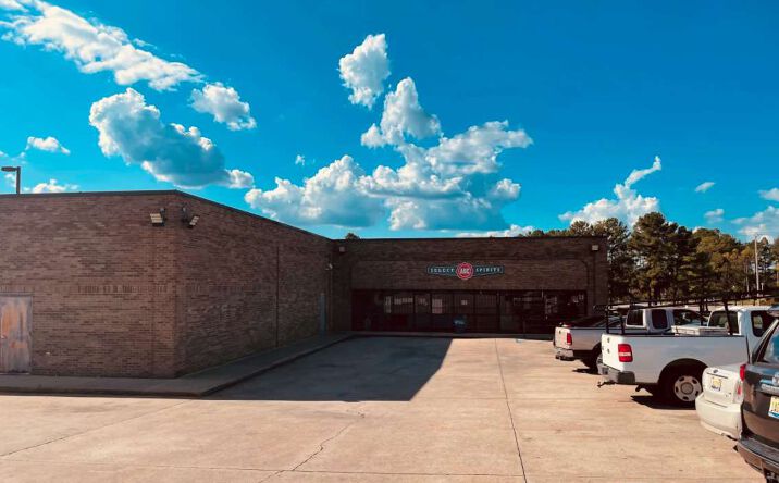 Pictures of Retail, Industrial property located at 4920 Civic Ln, Bessemer, AL 35022 for lease - image #1