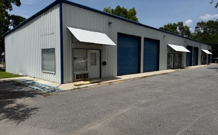 Pictures of Industrial property located at 3930 North W Street, Pensacola, FL 32505 for lease - image #1