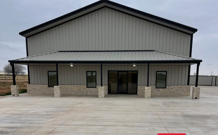 Pictures of Industrial property located at 2106 114th St, Lubbock, TX 79423 for lease - image #1