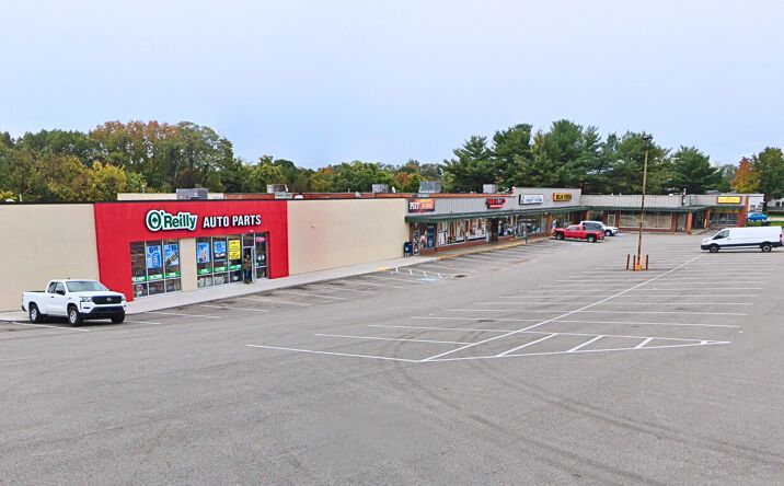Pictures of Retail property located at 10770 Frankstown Rd, Penn Hills, PA 15235 for lease - image #1