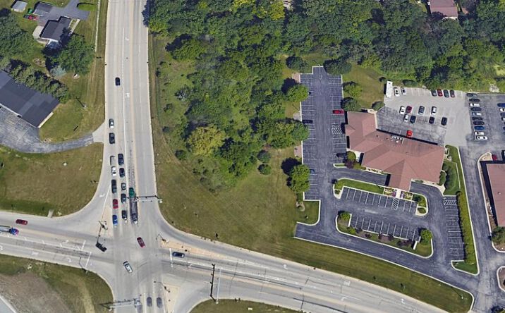 Pictures of Land property located at 400 Bluemound Rd, Waukesha, WI 53188 for lease - image #1