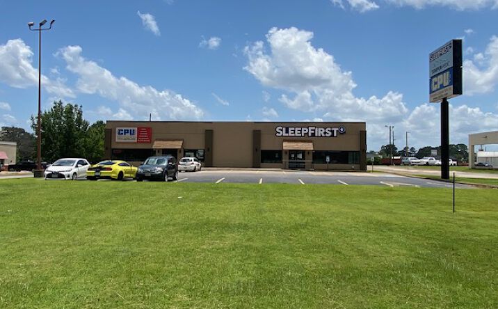 Pictures of Retail, Office, Restaurant property located at 106 E Loop 281, Longview, TX 75605 for lease - image #1