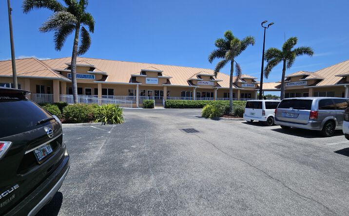 Pictures of Retail property located at 2705 Tamiami Trl, Punta Gorda, FL 33950 for lease - image #1