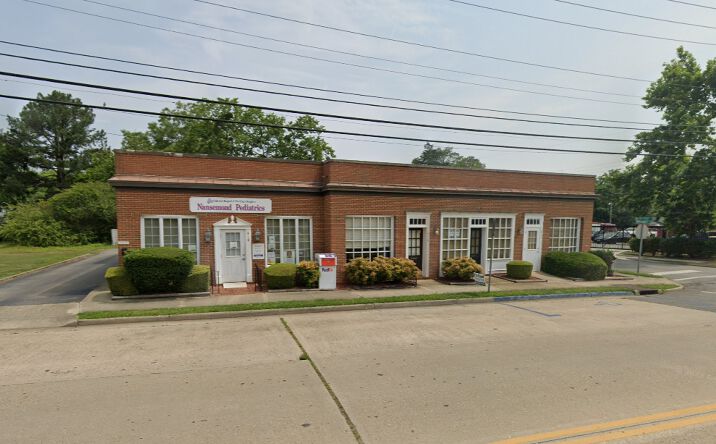 Pictures of Office property located at 414 Market St, Suffolk, VA 23434 for lease - image #1