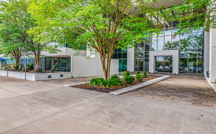 Pictures of Office property located at 1 Retail Dr, Montgomery, AL 36110 for lease - image #1