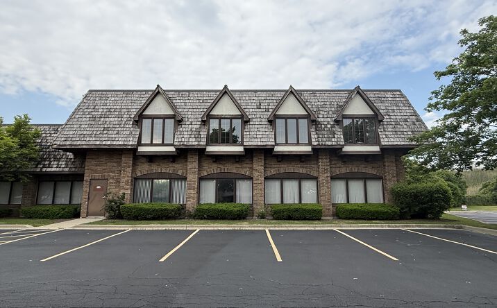 Pictures of Office property located at 28085 N Ashley Cir, Libertyville, IL 60048 for lease - image #1