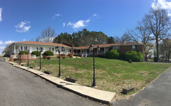 Pictures of Retail, Office, Special Purpose property located at 1104 Old Charlotte Rd, White Bluff, TN 37187 for lease - image #1