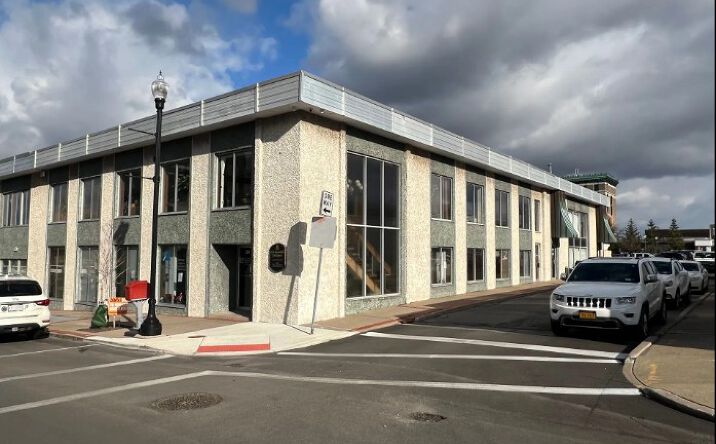 Pictures of Office property located at 36 Pine St, Lockport, NY, USA, Lockport, NY 14094 for lease - image #1