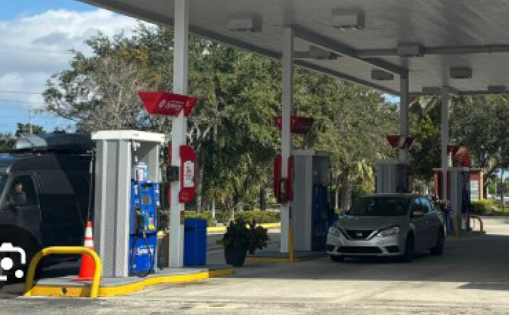 Pictures of Retail property located at 101 West San Augustine Street, Deer Park, TX 77536 for lease - image #1