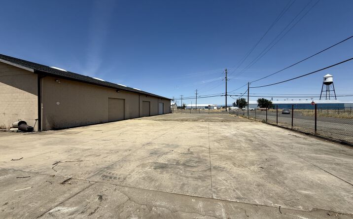 Pictures of Industrial property located at 6250 Parallel Road, Anderson, CA 96007 for lease - image #1