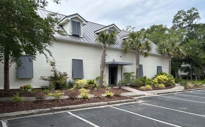 Pictures of Office property located at 125-C Wappoo Creek Drive, Charleston, SC 29412 for lease - image #1