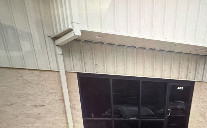 Pictures of Special Purpose property located at 10330 CHEDOAK Court 401, Jacksonville, FL 32218 for lease - image #1