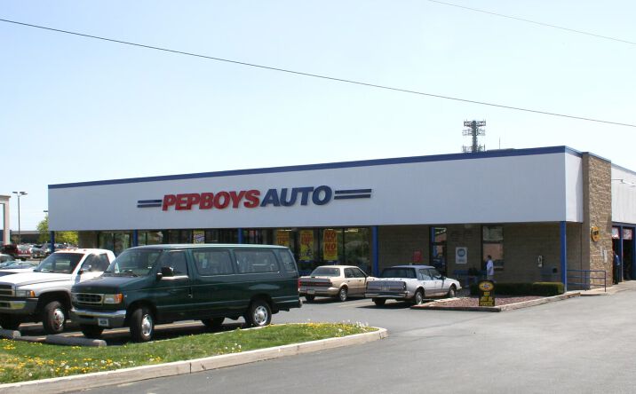 Pictures of Retail property located at 4949 Jonestown Rd, Harrisburg, PA 17109 for lease - image #1