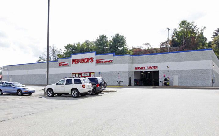 Pictures of Retail property located at 3475 William Penn Hwy, Pittsburgh, PA 15235 for lease - image #1