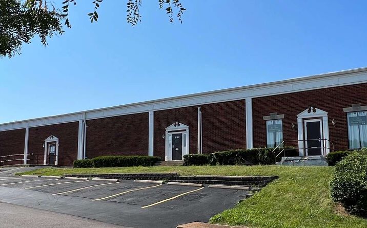 Pictures of Industrial property located at 10726 Trenton Ave, St. Louis, MO 63132 for lease - image #1
