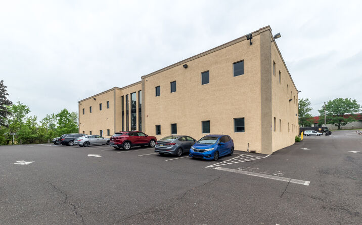 Pictures of Office property located at 271 Bethlehem Pike, Colmar, PA 18915 for lease - image #1
