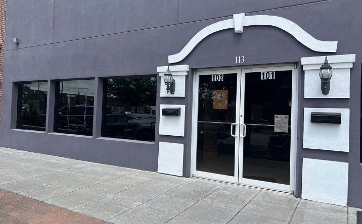 Pictures of Retail property located at 113 North Main Street, Broken Arrow, OK 74012 for lease - image #1