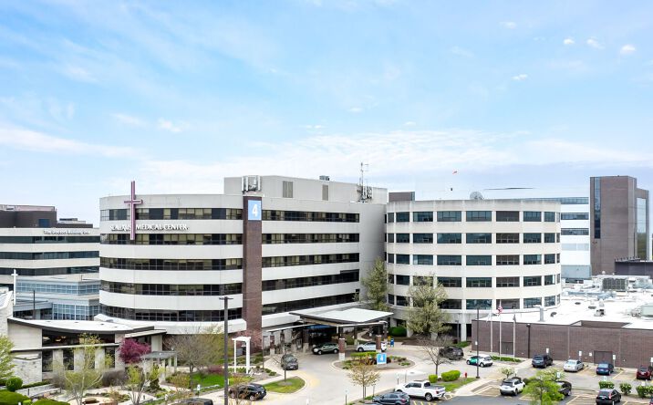 Pictures of Office property located at 1555 Barrington Rd, Hoffman Estates, IL 60169 for lease - image #1