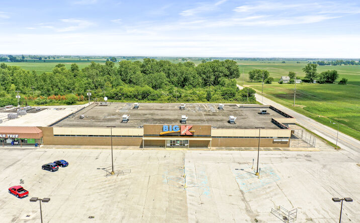 Pictures of Retail property located at 1519 IN-37, Elwood, IN 46036 for lease - image #1