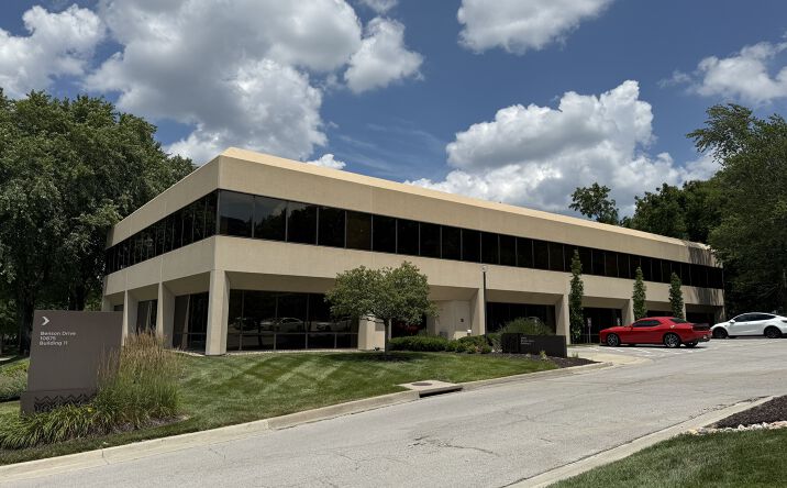 Pictures of Office property located at 10875 Benson Dr, Overland Park, KS 66212 for lease - image #1