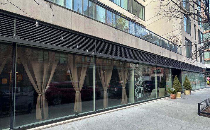 Pictures of Retail, Restaurant property located at 450 Washington St, New York, NY 10013 for lease - image #1