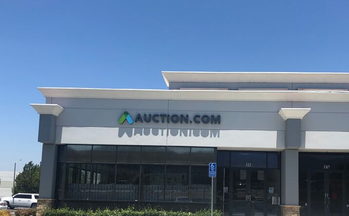 Pictures of Retail property located at 2410 Wardlow Rd, Corona, CA 92878 for lease - image #1