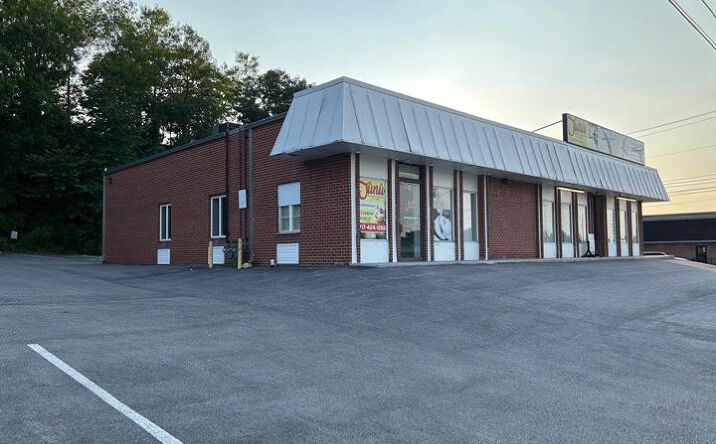 Pictures of Retail, Office property located at 30 W 11th Ave, York, PA 17404 for lease - image #1
