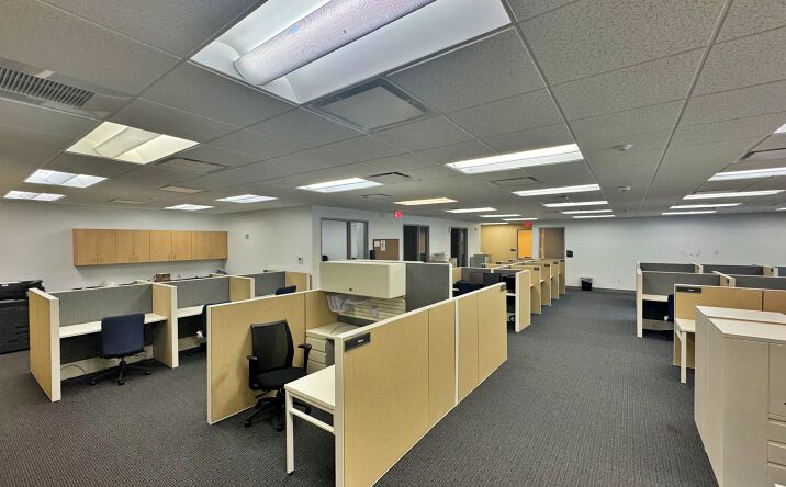 Pictures of Office, Industrial property located at 119 Hamilton Park Dr, Tallahassee, FL 32304 for lease - image #1