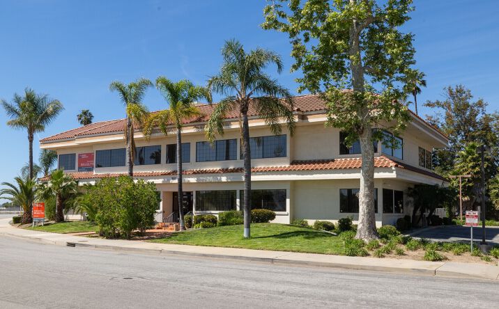 Pictures of Office property located at 1327 Del Norte Rd, Camarillo, CA 93010 for lease - image #1