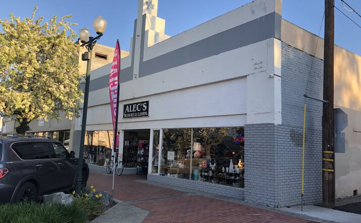 Pictures of Retail, Office property located at 1401 7th St, Sanger, CA 93657 for lease - image #1